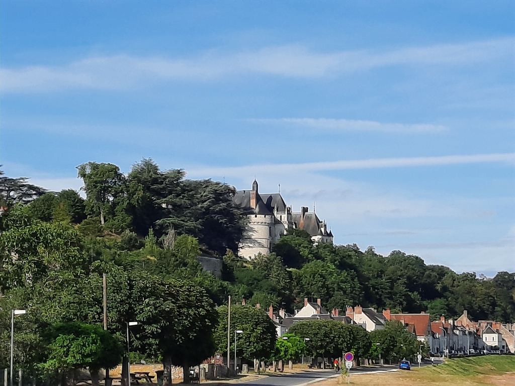 76.-Chateau-de-Chaumont